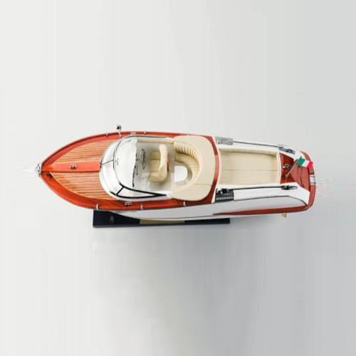 Riva Gucci